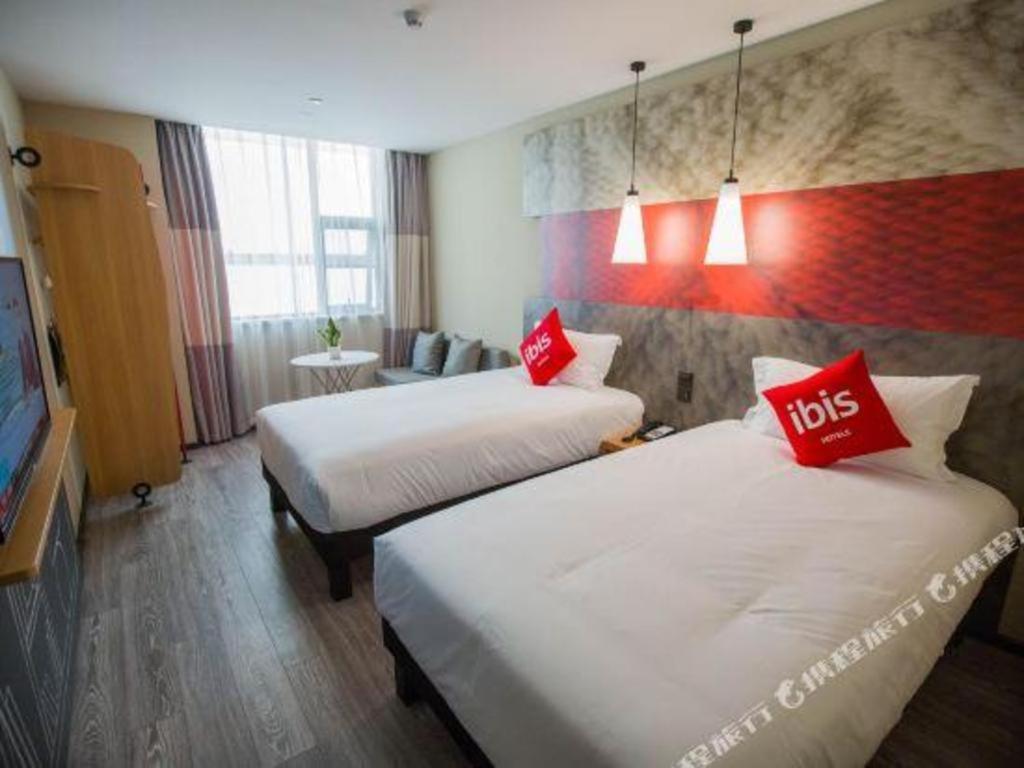 Ibis Nanchang Zhongshan Road Pedestrian Street Hotel מראה חיצוני תמונה