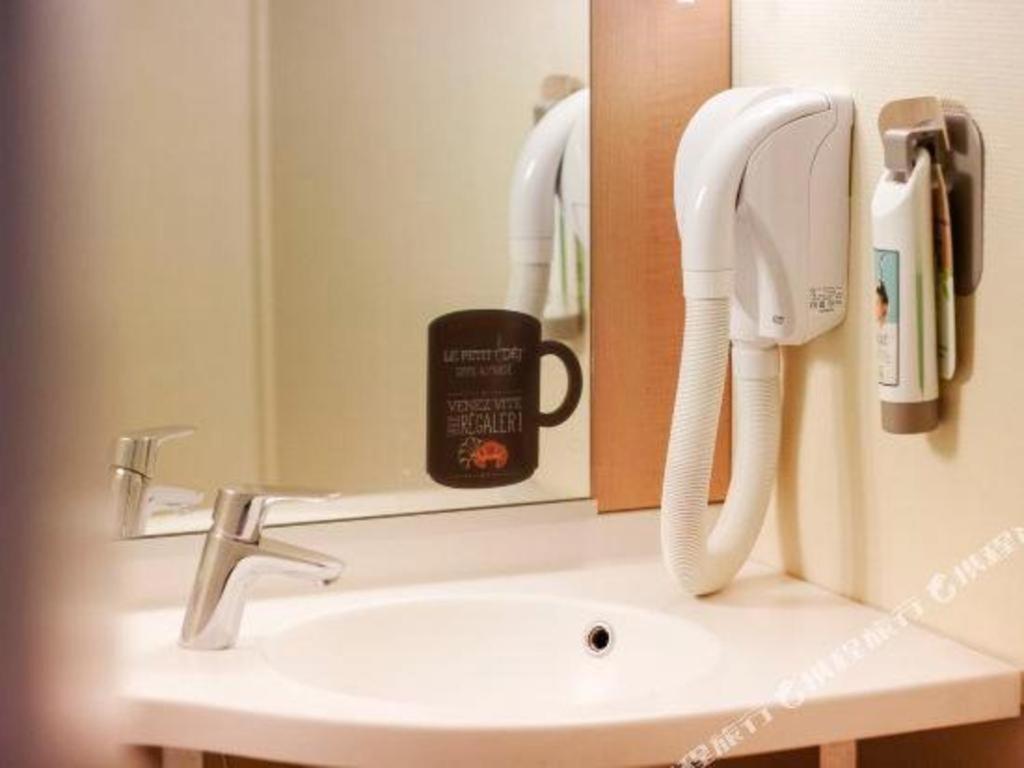 Ibis Nanchang Zhongshan Road Pedestrian Street Hotel מראה חיצוני תמונה