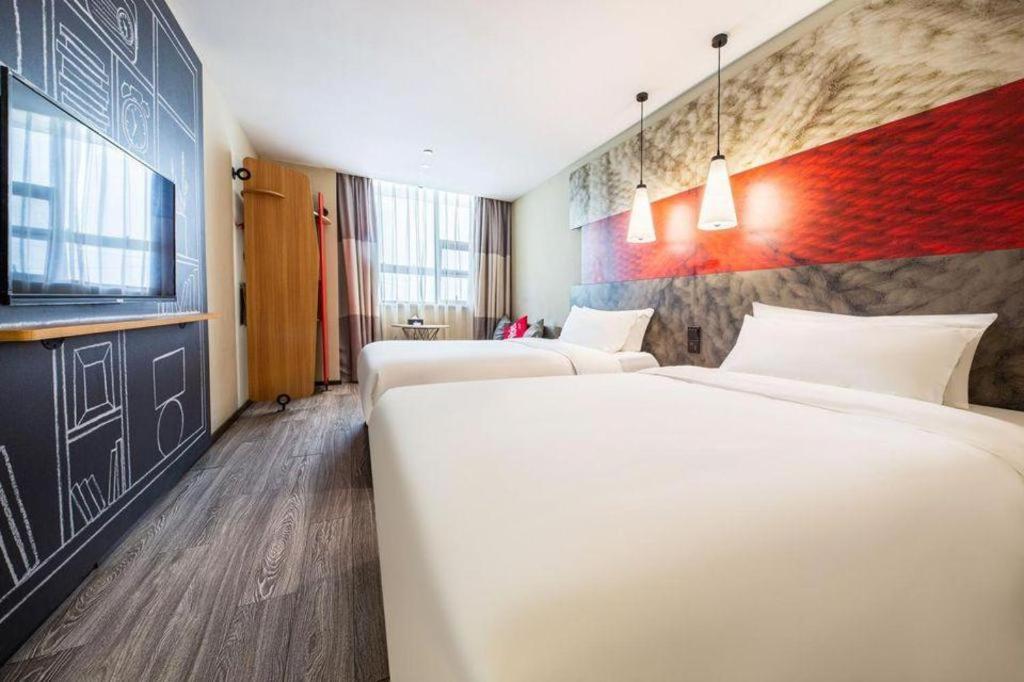Ibis Nanchang Zhongshan Road Pedestrian Street Hotel מראה חיצוני תמונה